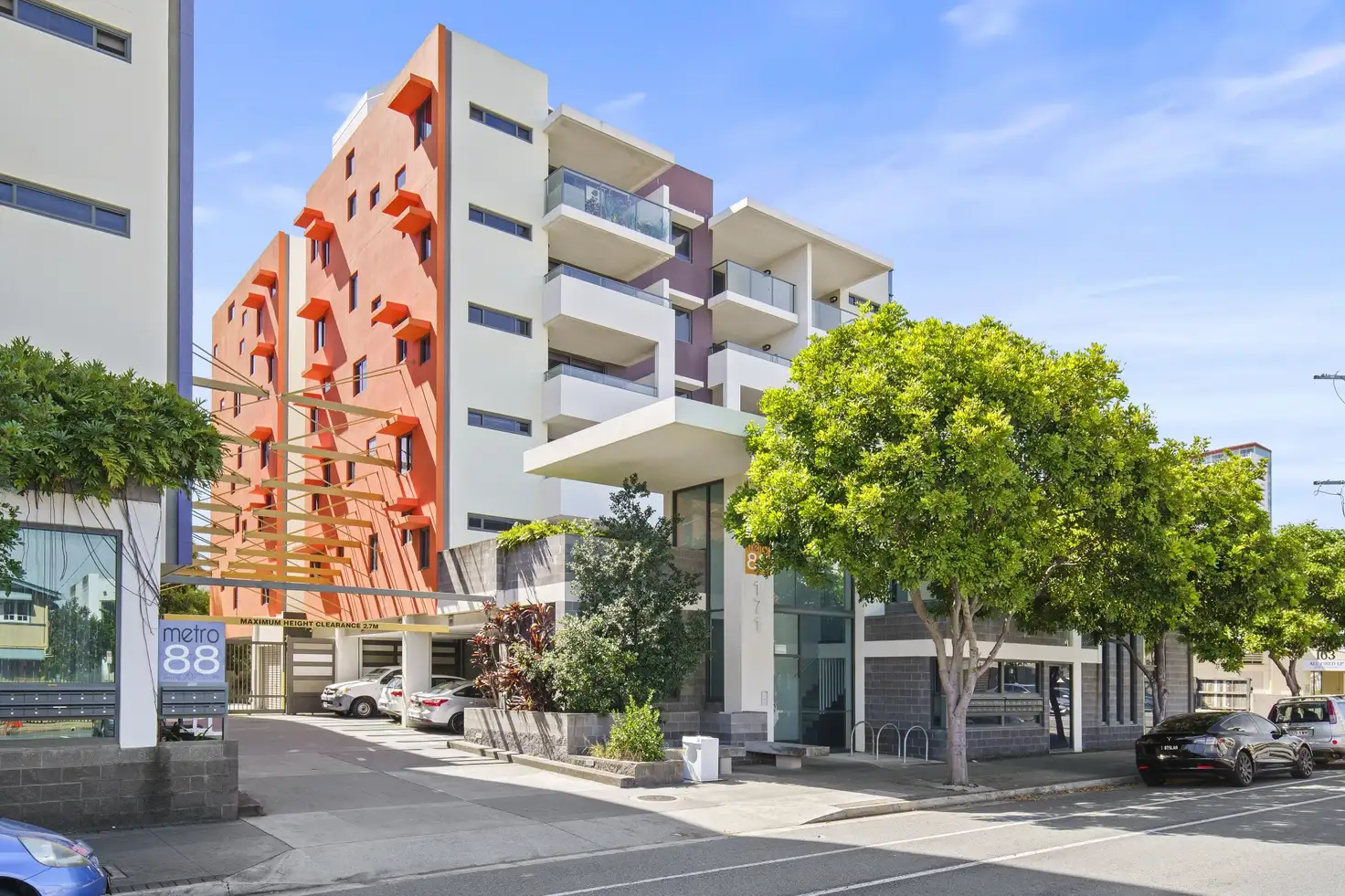 Main view of Homely unit listing, 2/171 Scarborough Street, Southport QLD 4215