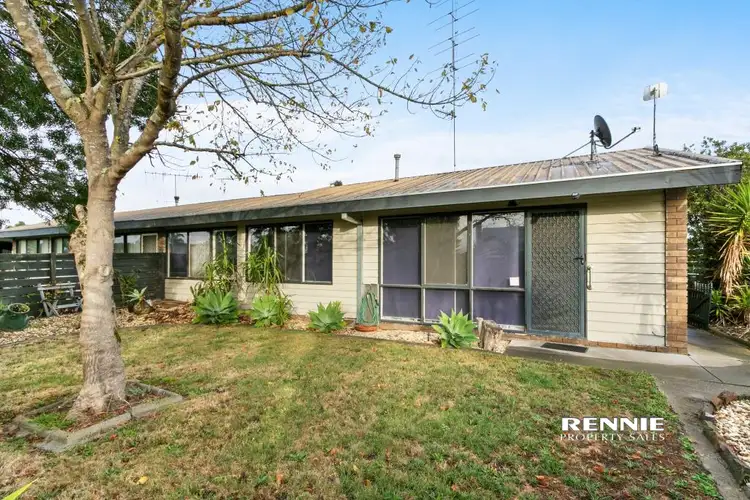 1/19 Hopetoun Avenue, Morwell VIC 3840
