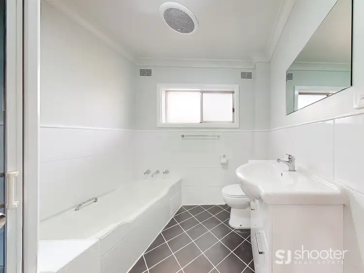 Fifth view of Homely unit listing, 5/10 Smith Street, Dubbo NSW 2830