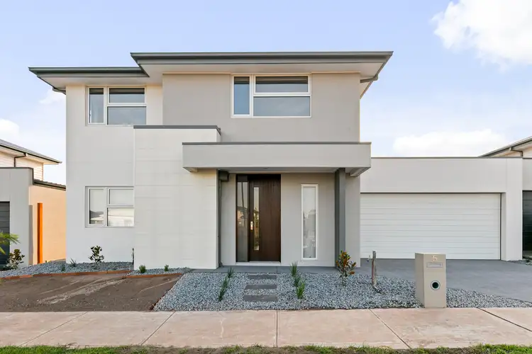 5 Nopal Boulevard