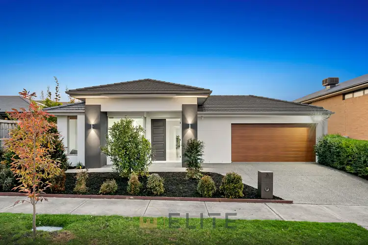 Main view of Homely house listing, 3 Elkedra Way, Cranbourne North VIC 3977