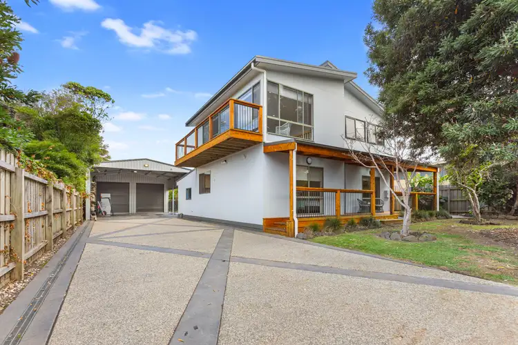 3 Pengilley Avenue, Apollo Bay VIC 3233