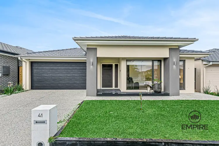 41 Garrard Crescent, Clyde VIC 3978