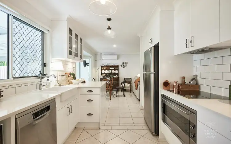 Fifth view of Homely semi-detached listing, 28/29 Ellis Drive, Mudgeeraba QLD 4213