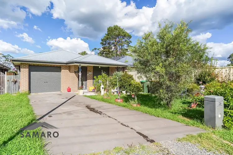 25 East Parade, Buxton NSW 2571