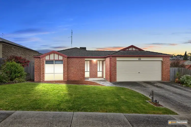 42 Ben Drive, Pakenham VIC 3810