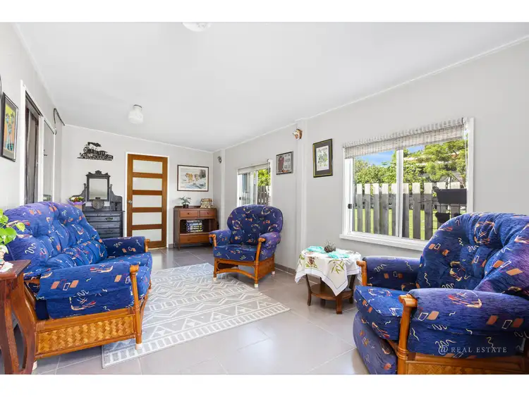 Second view of Homely house listing, 45 Lindsay Street, Zilzie QLD 4710