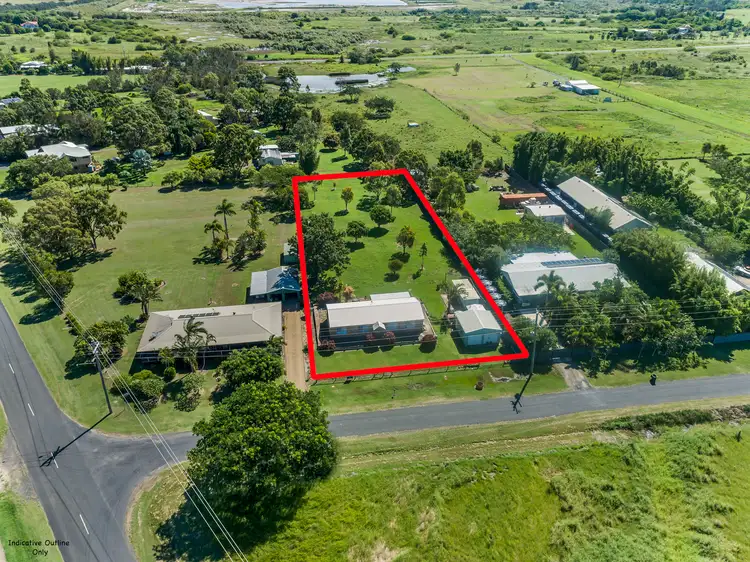 Second view of Homely house listing, 3 Crossett Street, Burnett Heads QLD 4670