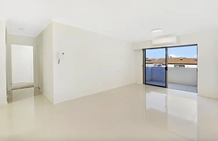 Third view of Homely apartment listing, 8 Waverley Street, Southport QLD 4215