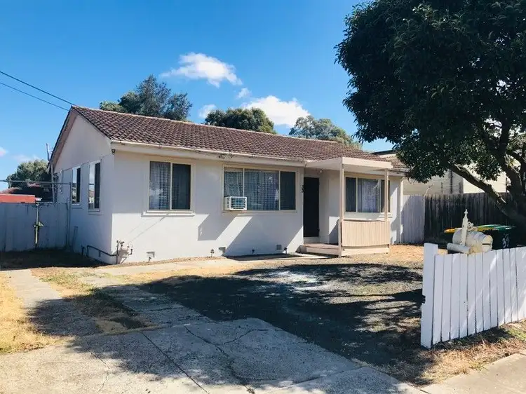 Main view of Homely house listing, 33 Waratah Street, Thomastown VIC 3074