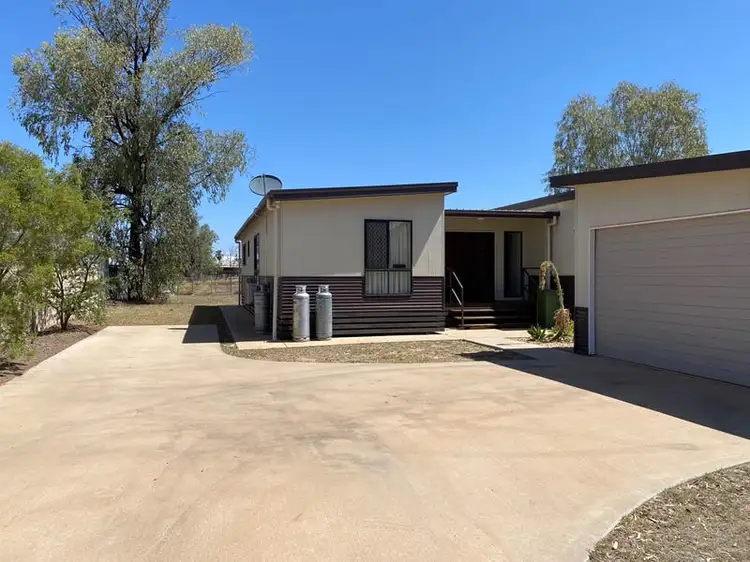 9 Mabel Street, Cunnamulla QLD 4490