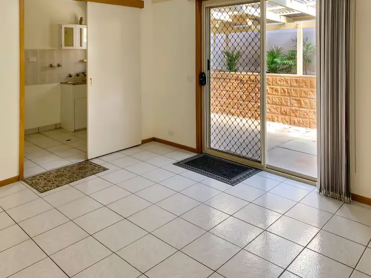 Fourth view of Homely unit listing, 1/2 BOWMAN COURT, Wodonga VIC 3690