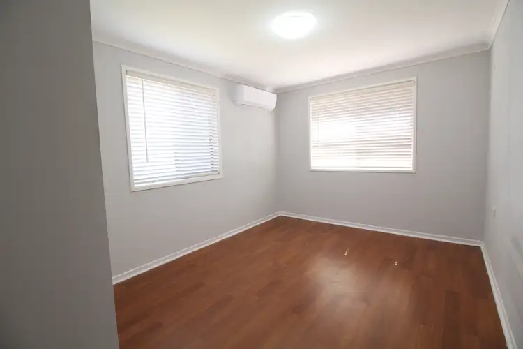 Fourth view of Homely unit listing, 1/47 Greathead Road, Kepnock QLD 4670