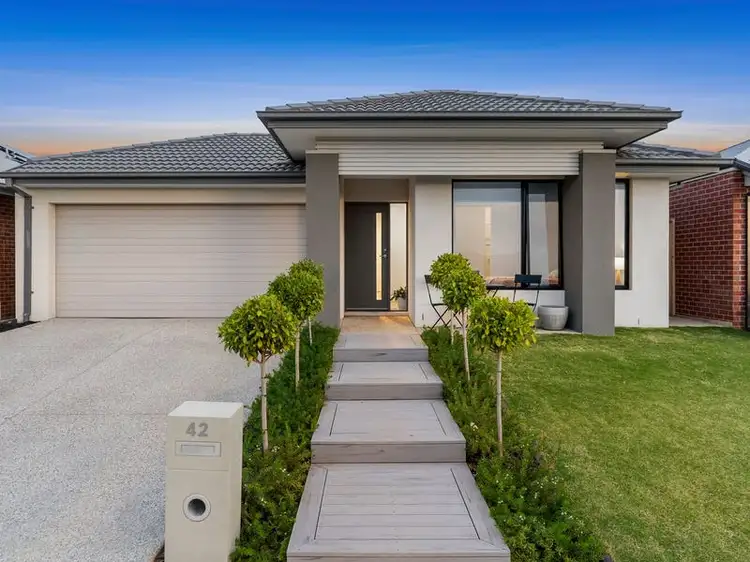 42 Moonah Circuit