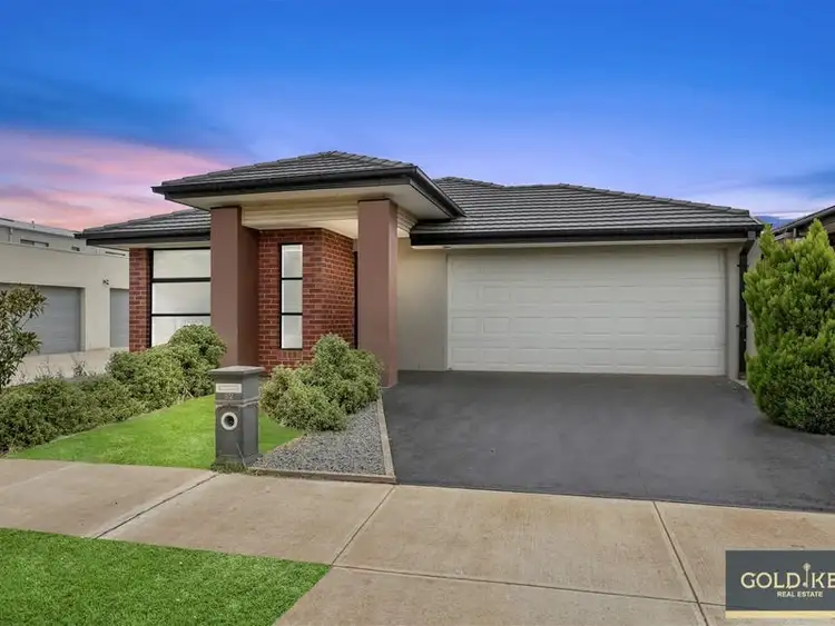 Second view of Homely house listing, 52 Fulham crescent, Thornhill Park VIC 3335