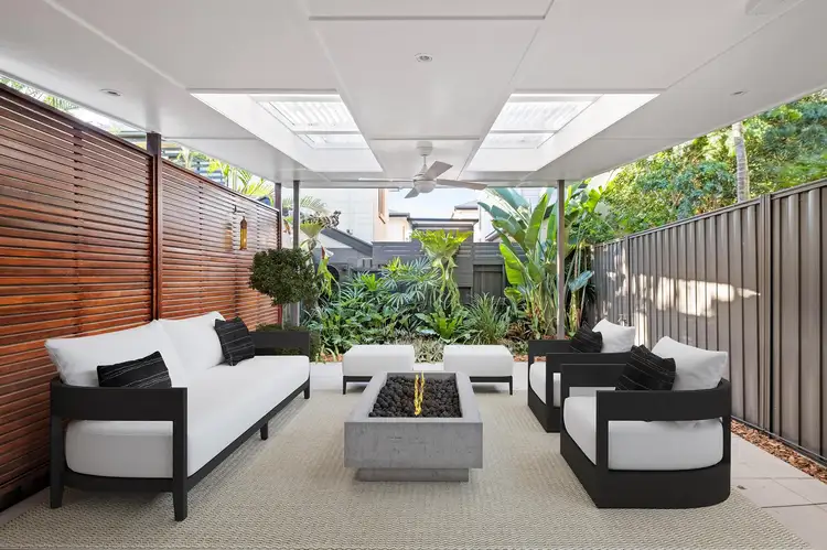 2/15 Wilton Terrace, Yeronga QLD 4104