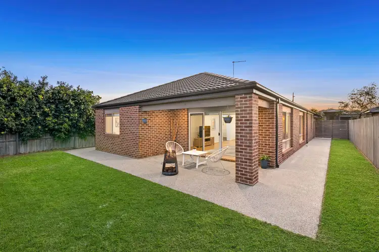 12 Rocky Point Road, Armstrong Creek VIC 3217
