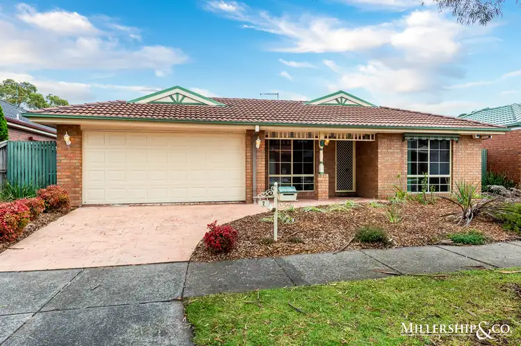 7 Black Falcon Street, South Morang VIC 3752