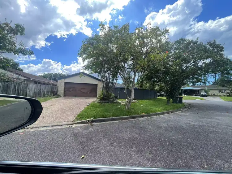 4 Mintern Street, Macgregor QLD 4109
