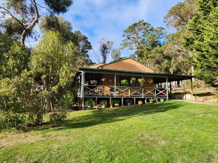 916 Hazelvale Road, Hazelvale WA 6333