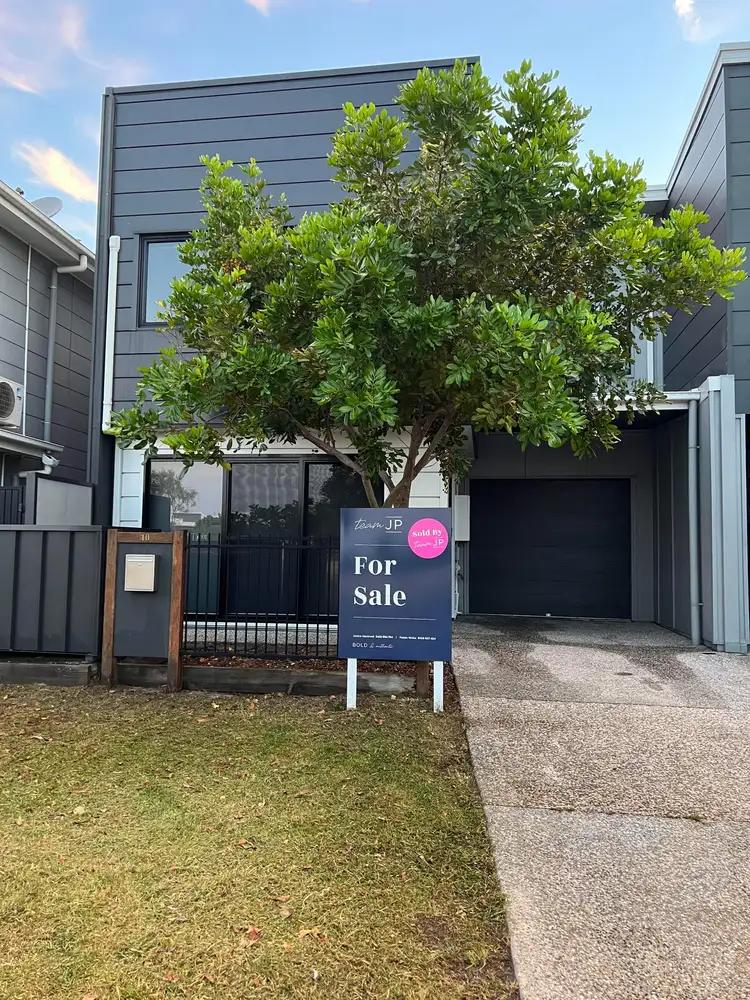 10 Dunlop Crescent, Baringa QLD 4551