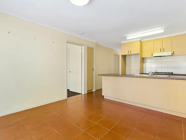 Fourth view of Homely unit listing, 4A Vinter Avenue, Croydon VIC 3136
