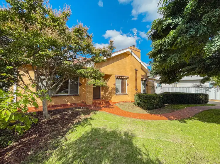 71 Shadforth Street, Kerang VIC 3579