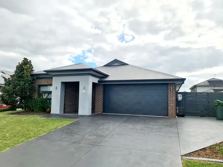25 Moorhen street, Pitt Town NSW 2756