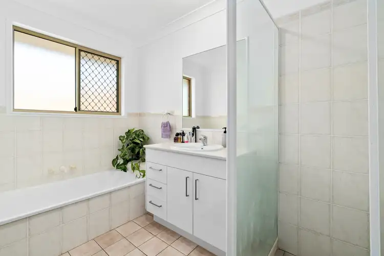 Fifth view of Homely semi-detached listing, 2/34 Cashel Crescent, Banora Point NSW 2486