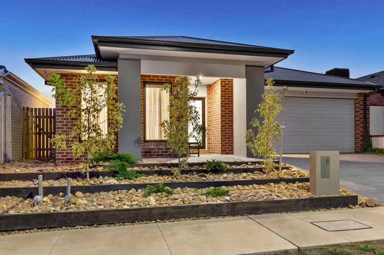 8 Barbra Drive, Charlemont VIC 3217