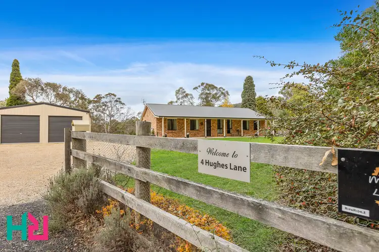 4 Hughes Lane, Marrangaroo NSW 2790