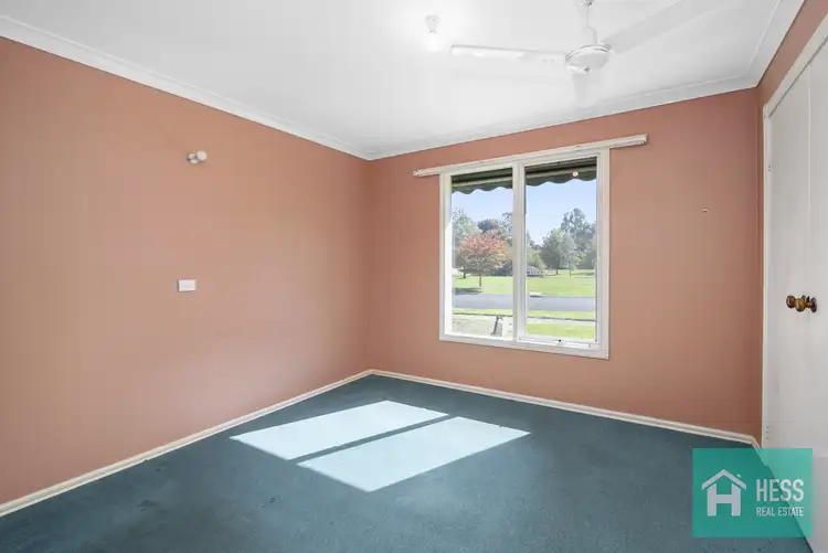 Fourth view of Homely house listing, 16 Robert Court, Waterford Park VIC 3658