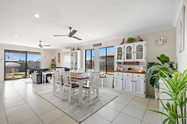Second view of Homely house listing, 6 Joann Court, Oakey QLD 4401