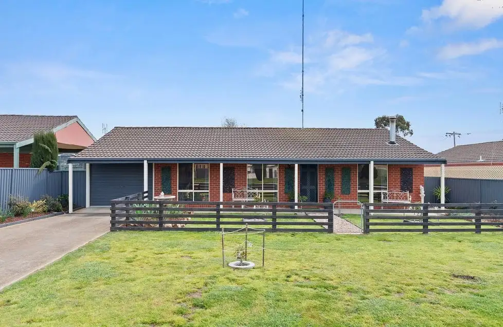 Main view of Homely townhouse listing, 24 Last Street, Heathcote VIC 3523