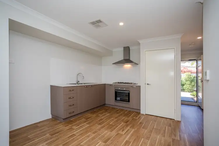 Sixth view of Homely villa listing, 36B Excalibur Circle, Camillo WA 6111