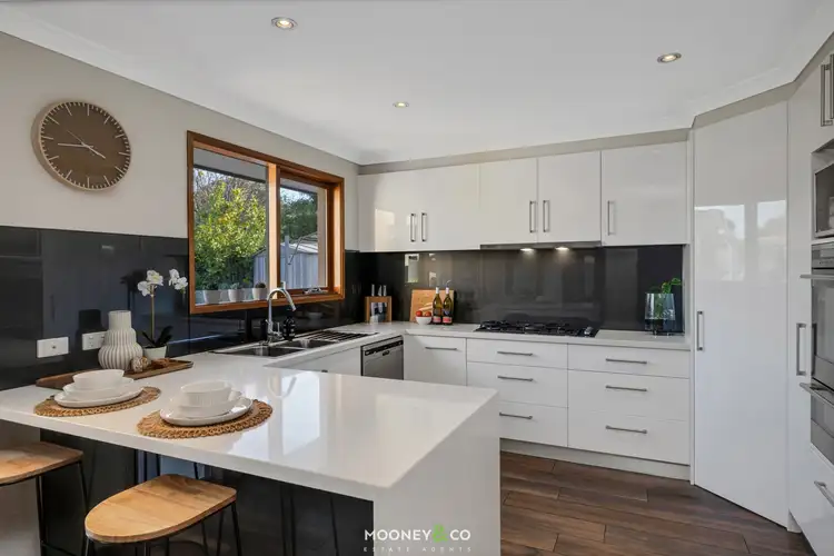 18 Barilla Court, Cranbourne VIC 3977