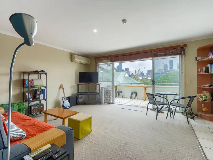 Fourth view of Homely apartment listing, 6/25 Edmondstone Street, South Brisbane QLD 4101