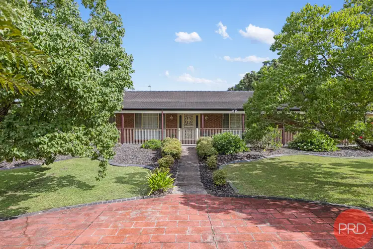 2 Cedarwood Close, Bolwarra Heights NSW 2320