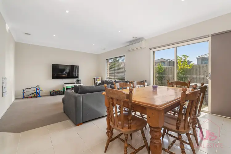 Fifth view of Homely unit listing, 2/16 Stirling Street, Ferntree Gully VIC 3156