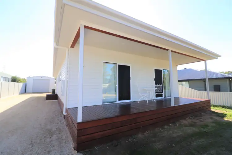 15 Stanley Avenue, Mallacoota VIC 3892