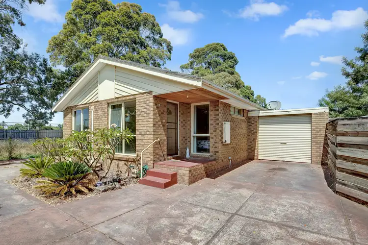 4 Bride Avenue