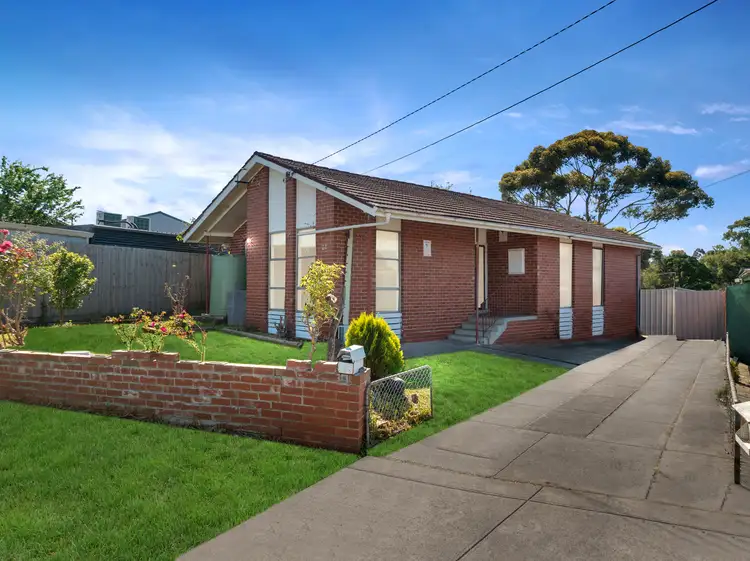 3 Lorraine Crescent, Jacana VIC 3047