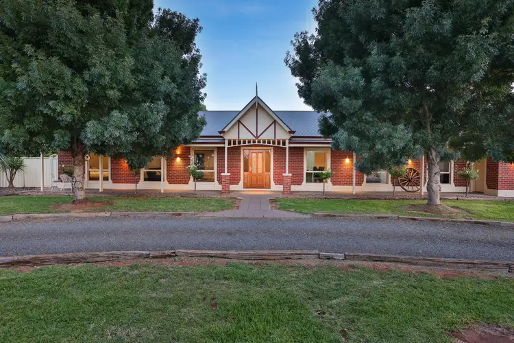 151 McKays Road, Birdwoodton VIC 3505