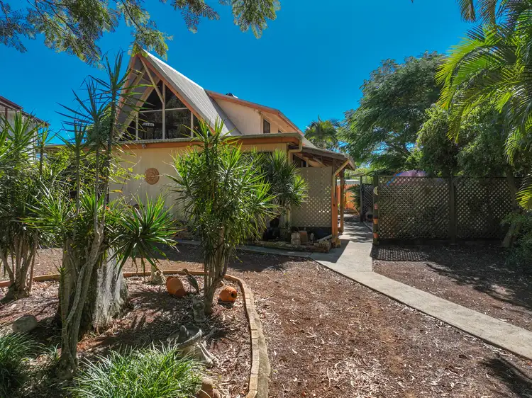 44 Lucas Drive, Lamb Island QLD 4184