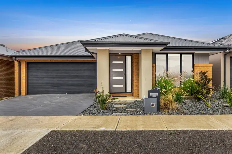 19 Mulberry Street, Armstrong Creek VIC 3217