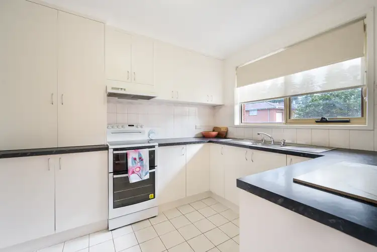 Seventh view of Homely unit listing, 10 Helens Court, Warrnambool VIC 3280