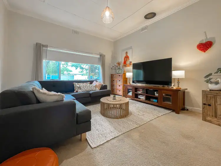 Fifth view of Homely house listing, 22 Everingham Street, Swan Hill VIC 3585