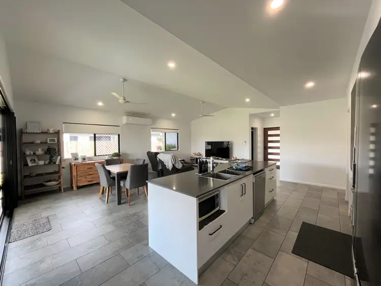 Fifth view of Homely house listing, 19 Kevin Court, Mareeba QLD 4880