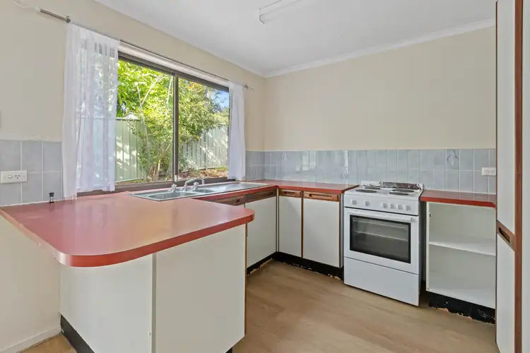 Fourth view of Homely house listing, 2 Mulla Close, Riverhills QLD 4074