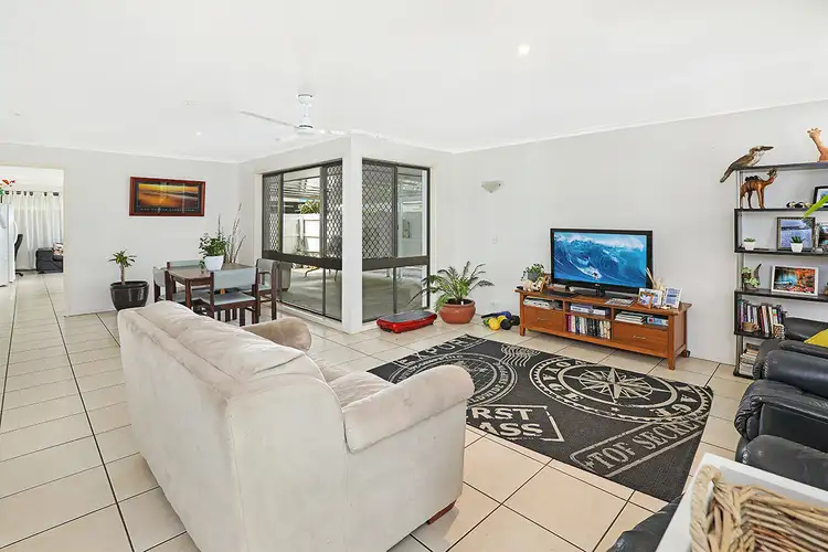 1/30 Karawatha Drive, Mountain Creek QLD 4557